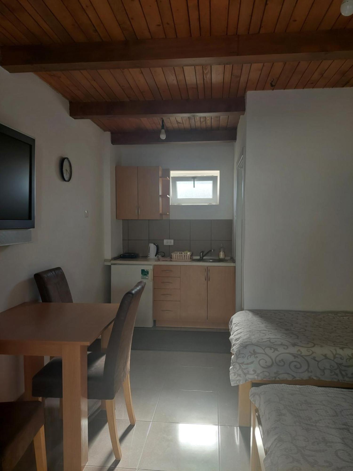 Apartment M&M Pacir エクステリア 写真