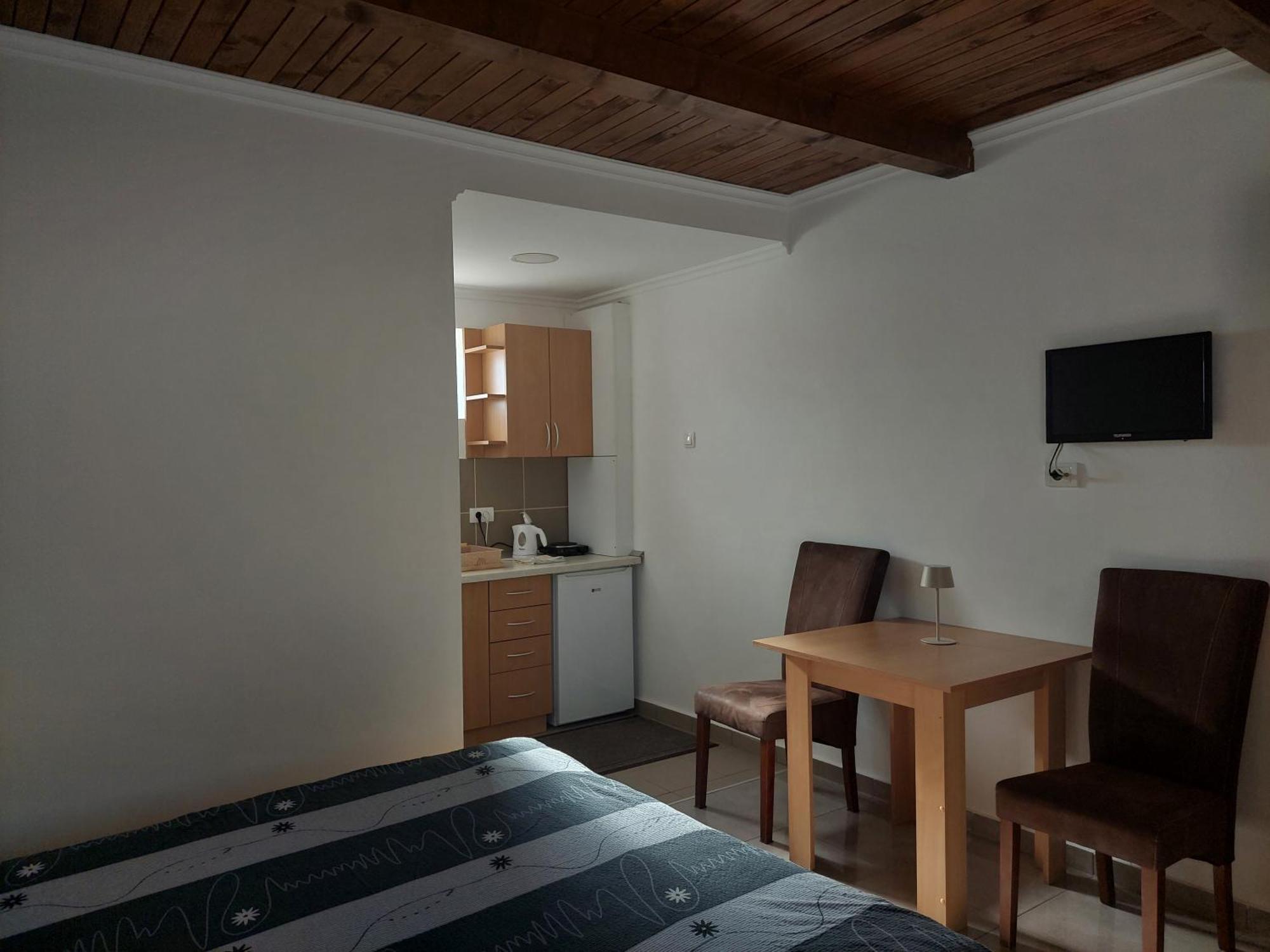 Apartment M&M Pacir エクステリア 写真