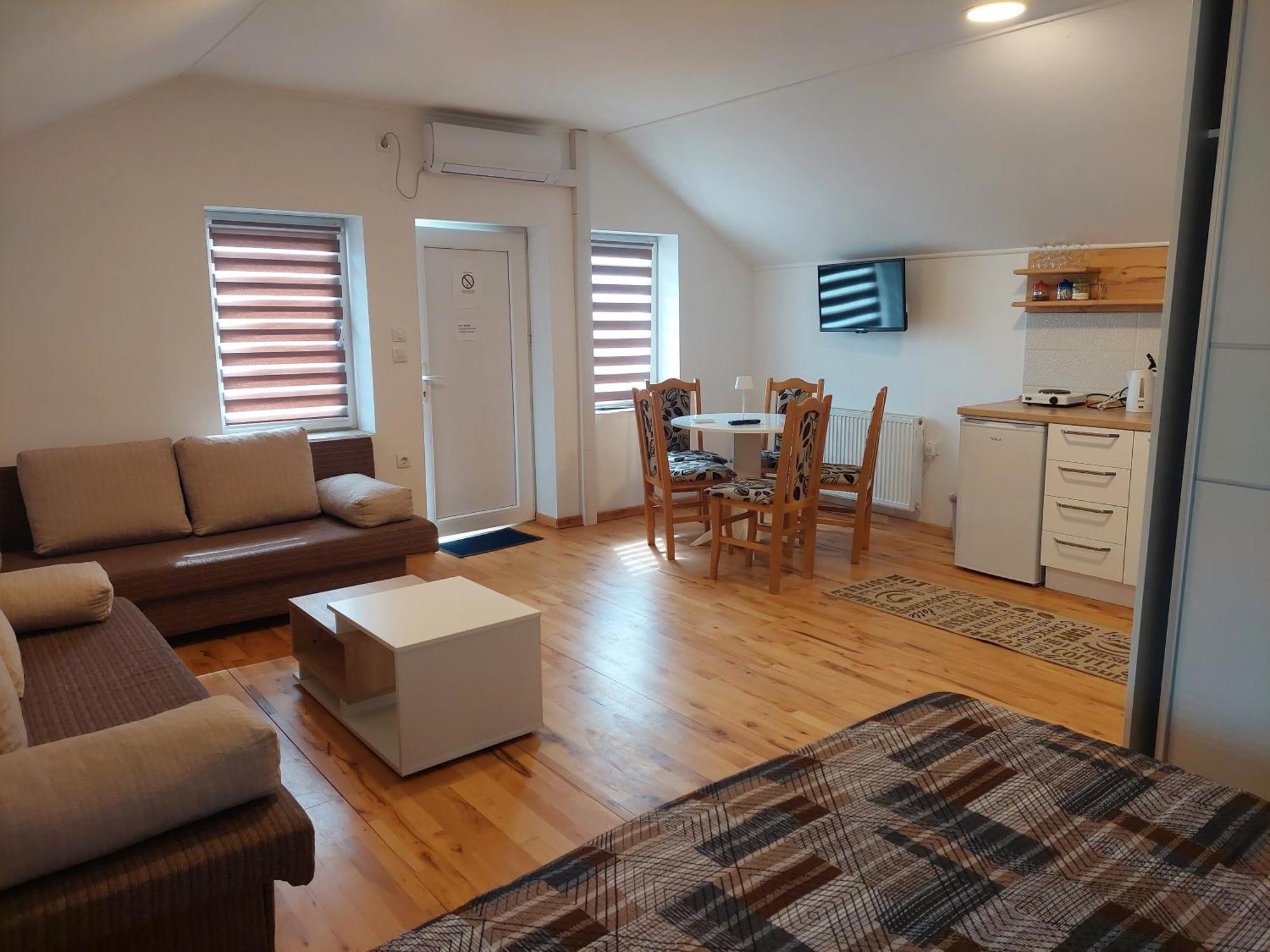 Apartment M&M Pacir エクステリア 写真
