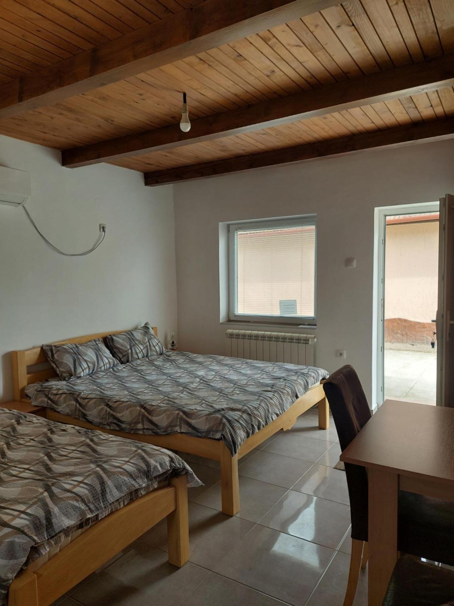Apartment M&M Pacir エクステリア 写真