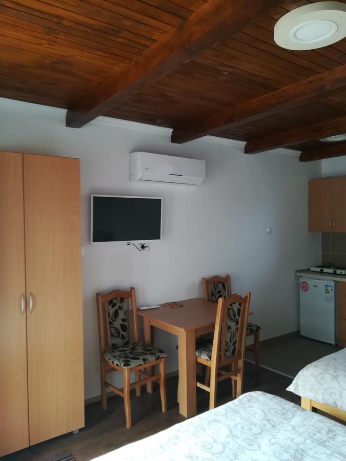 Apartment M&M Pacir エクステリア 写真